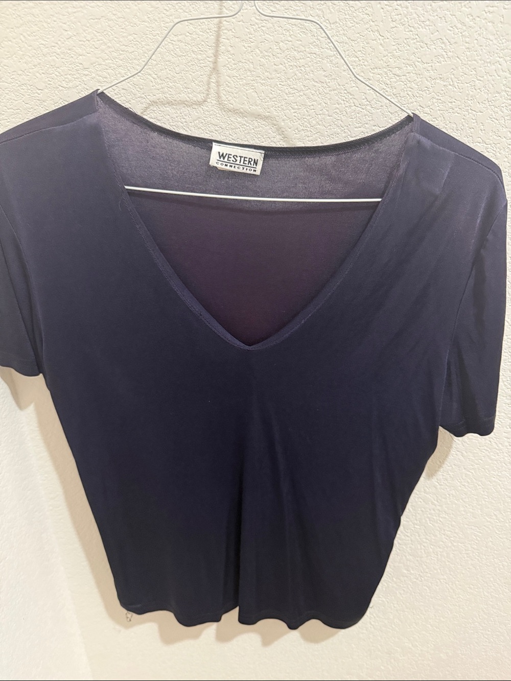 Western Connection Women's Navy V-Neck Short Sleeve Tee